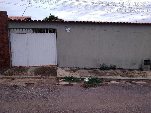 Vende-se em Aguas Lindas De Goias-GO  Casa, 56.20 de área privativa, 312.00 de área do terreno,  2_qto(s), a.serv, WC, 1_sala(s), cozinha, 1_vaga(s) de garagem.
