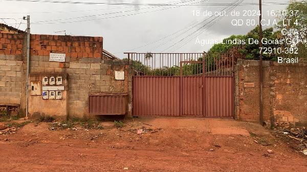 Vende-se em Aguas Lindas De Goias-GO  Casa, 134.94 de área privativa, 208.33 de área do terreno,  2_qto(s), a.serv, WC, 1_sala(s), sacada, cozinha, 1_vaga(s) de garagem.