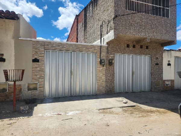 Vende-se em Pacatuba-CE  Casa, 72.73 de área total, 72.73 de área privativa, 132.00 de área do terreno,  2_qto(s), a.serv, WC, 1_sala(s), cozinha.