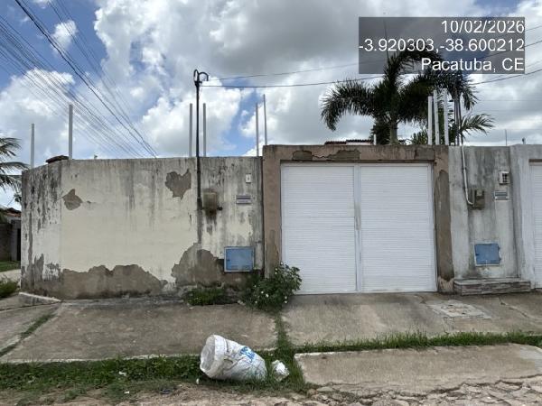 Vende-se em Pacatuba-CE  Casa, 60.15 de área total, 60.15 de área privativa, 212.10 de área do terreno,  2_qto(s), a.serv, WC, 1_sala(s), 1_vaga(s) de garagem.