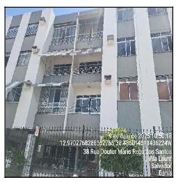 Vende-se em Salvador-BA  apto, 75.74 de área privativa,  2_qto(s), varanda, a.serv, WC, WC Emp, DCE, cozinha, 1_vaga(s) de garagem.