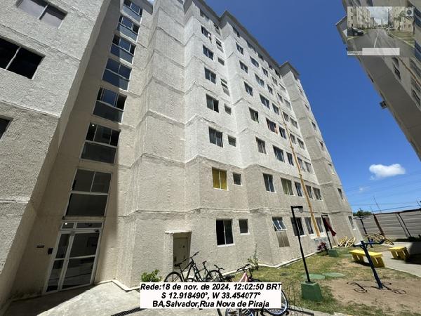 Vende-se em Salvador-BA  apto, 41.88 de área privativa,  2_qto(s), a.serv, WC, 1_sala(s), cozinha.