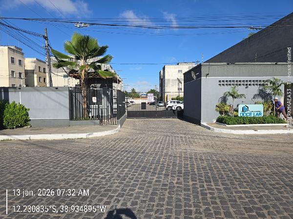 Vende-se em Feira De Santana-BA  apto, 43.72 de área total, 43.72 de área privativa,  2_qto(s), a.serv, WC, 1_sala(s), cozinha.