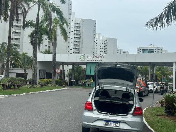 Vende-se em Salvador-BA  apto, 336.48 de área total, 195.60 de área privativa,  4_qto(s), 3_vaga(s) de garagem.