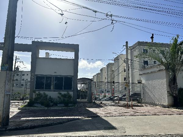 Vende-se em Salvador-BA  apto, 41.40 de área total, 41.40 de área privativa,  2_qto(s), a.serv, WC, 1_sala(s), cozinha, 1_vaga(s) de garagem.