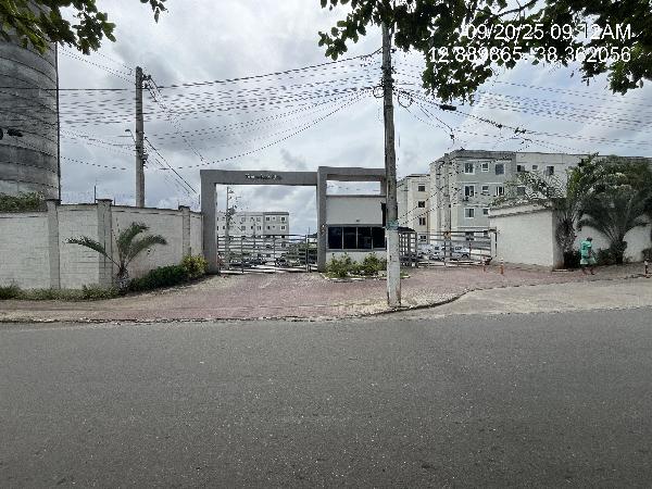 Vende-se em Salvador-BA  apto, 60.74 de área total, 41.40 de área privativa,  2_qto(s), a.serv, WC, 1_sala(s), cozinha, 1_vaga(s) de garagem.