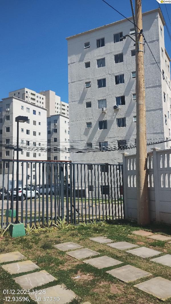 Vende-se em Salvador-BA  apto, 68.21 de área total, 41.88 de área privativa,  2_qto(s), WC, 1_sala(s), cozinha.