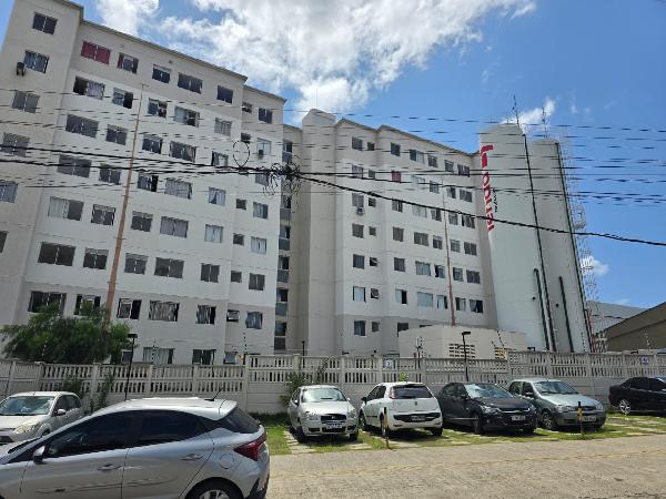 Vende-se em Salvador-BA  apto, 61.76 de área total, 39.60 de área privativa,  2_qto(s), a.serv, WC, 1_sala(s), cozinha.