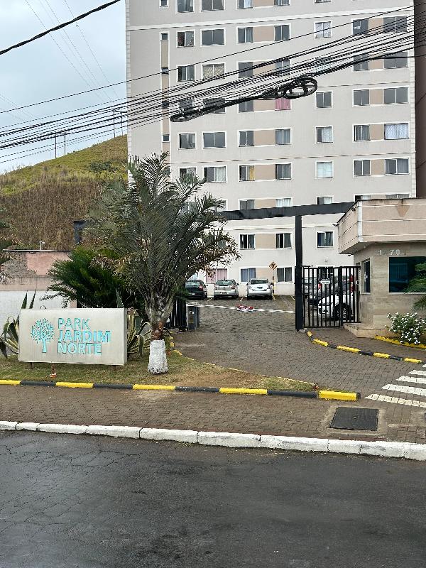 Vende-se em Juiz De Fora-MG  apto, 65.84 de área total, 65.84 de área privativa,  2_qto(s), WC, 1_sala(s), cozinha, 1_vaga(s) de garagem.