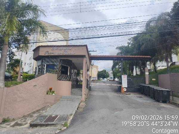 Vende-se em Contagem-MG  apto, 54.83 de área total, 50.39 de área privativa,  2_qto(s), WC, 1_sala(s), cozinha.