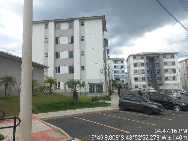 Vende-se em Belo Horizonte-MG  apto, 66.90 de área total, 50.13 de área privativa,  2_qto(s), WC, 1_sala(s), cozinha, 1_vaga(s) de garagem.