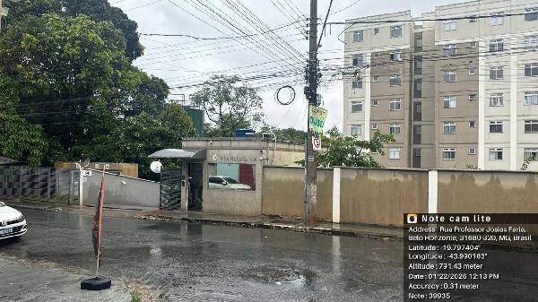 Vende-se em Belo Horizonte-MG  apto, 108.10 de área total, 47.40 de área privativa,  2_qto(s), WC, 1_sala(s), cozinha, 1_vaga(s) de garagem.
