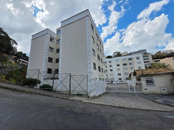 Vende-se em Juiz De Fora-MG  apto, 68.44 de área privativa,  2_qto(s), WC, 1_sala(s), cozinha, 1_vaga(s) de garagem.