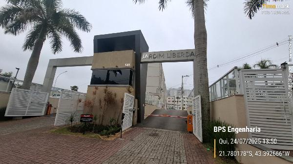 Vende-se em Juiz De Fora-MG  apto, 81.20 de área total, 50.00 de área privativa,  2_qto(s), WC, 1_sala(s), cozinha, 1_vaga(s) de garagem.