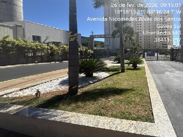 Vende-se em Uberlandia-MG  apto, 79.57 de área total, 41.71 de área privativa,  2_qto(s), WC, 1_sala(s), cozinha, 1_vaga(s) de garagem.