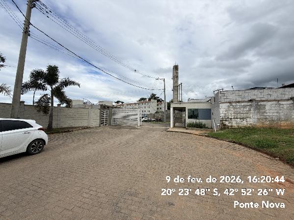 Vende-se em Ponte Nova-MG  apto, 91.07 de área total, 42.90 de área privativa,  2_qto(s), WC, 1_sala(s), cozinha, 1_vaga(s) de garagem.