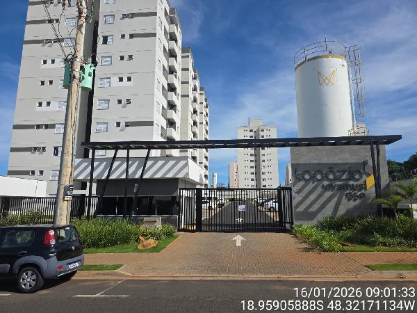 Vende-se em Uberlandia-MG  apto, 51.06 de área total, 51.06 de área privativa,  2_qto(s), WC, 1_sala(s), cozinha, 1_vaga(s) de garagem.