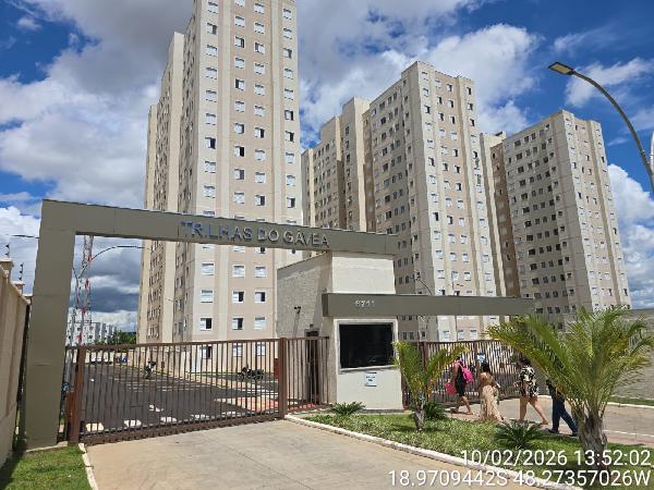 Vende-se em Uberlandia-MG  apto, 66.92 de área total, 41.71 de área privativa,  2_qto(s), WC, 1_sala(s), cozinha, 1_vaga(s) de garagem.