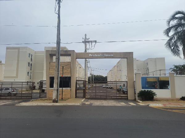 Vende-se em Uberaba-MG  apto, 39.30 de área total, 39.30 de área privativa,  2_qto(s), WC, 1_sala(s), cozinha, 1_vaga(s) de garagem.