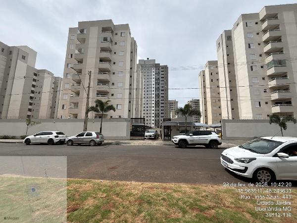 Vende-se em Uberlandia-MG  apto, 75.55 de área total, 55.45 de área privativa,  2_qto(s), WC, 1_sala(s), cozinha, 1_vaga(s) de garagem.