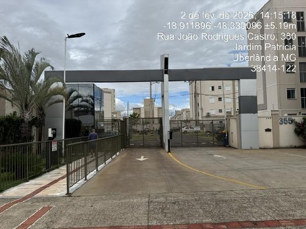Vende-se em Uberlandia-MG  apto, 56.73 de área total, 39.30 de área privativa,  2_qto(s), WC, 1_sala(s), cozinha, 1_vaga(s) de garagem.
