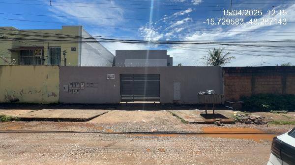 Vende-se em Aguas Lindas De Goias-GO  apto, 59.52 de área total, 59.52 de área privativa,  2_qto(s), a.serv, WC, 1_sala(s), cozinha, 1_vaga(s) de garagem.
