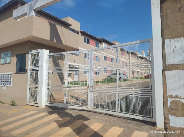 Vende-se em Aguas Lindas De Goias-GO  apto, 56.02 de área privativa, 0.01 de área do terreno,  2_qto(s), a.serv, WC, 1_sala(s), cozinha, 1_vaga(s) de garagem.