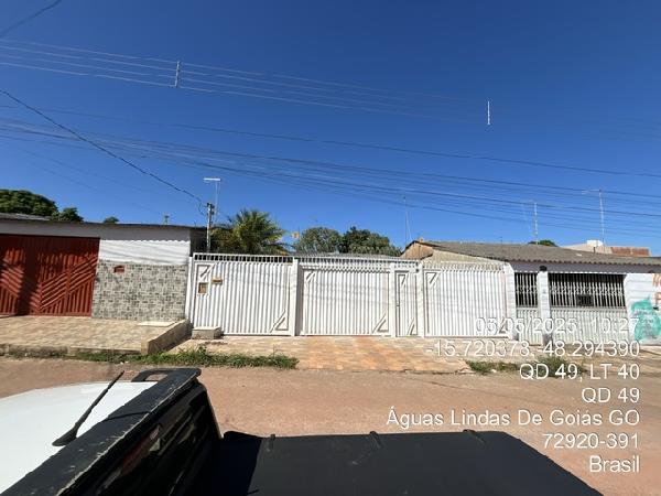 Vende-se em Aguas Lindas De Goias-GO  Casa, 69.68 de área total, 69.68 de área privativa, 360.00 de área do terreno,  3_qto(s), a.serv, WC, 1_sala(s), cozinha, 1_vaga(s) de garagem.