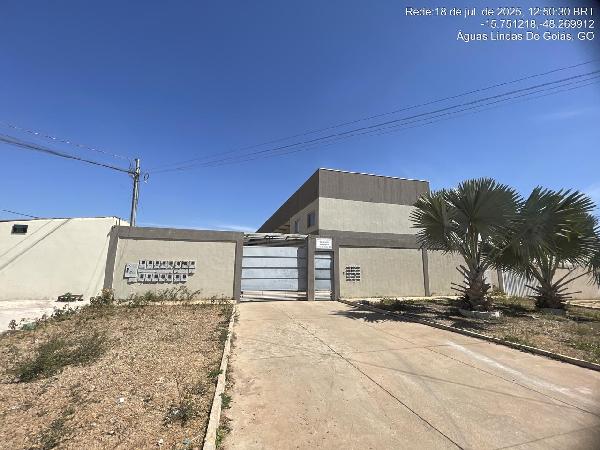Vende-se em Aguas Lindas De Goias-GO  apto, 71.06 de área total, 62.96 de área privativa,  2_qto(s), a.serv, WC, 1_sala(s), cozinha.