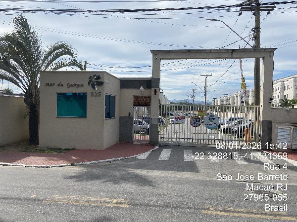 Vende-se em Macae-RJ  apto, 46.05 de área total, 46.05 de área privativa,  2_qto(s), WC, 1_sala(s), cozinha, 1_vaga(s) de garagem.