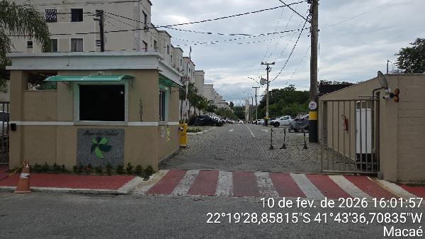 Vende-se em Macae-RJ  apto, 56.81 de área total, 49.59 de área privativa,  2_qto(s), WC, 1_sala(s), cozinha, 1_vaga(s) de garagem.