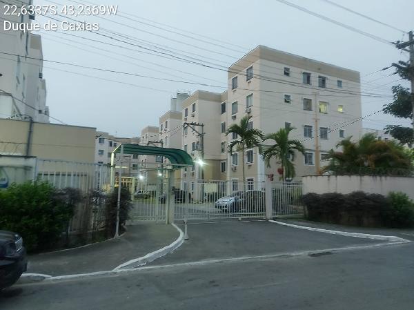 Vende-se em Duque De Caxias-RJ  apto, 45.76 de área privativa,  2_qto(s), WC, 1_sala(s), cozinha.