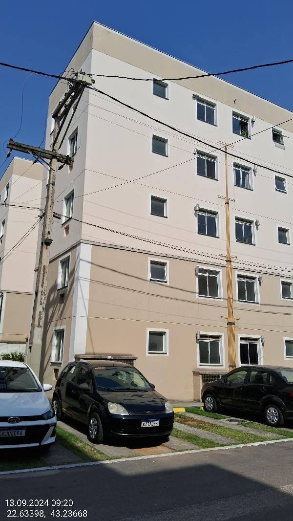 Vende-se em Duque De Caxias-RJ  apto, 45.76 de área privativa,  2_qto(s), WC, 1_sala(s), cozinha, 1_vaga(s) de garagem.