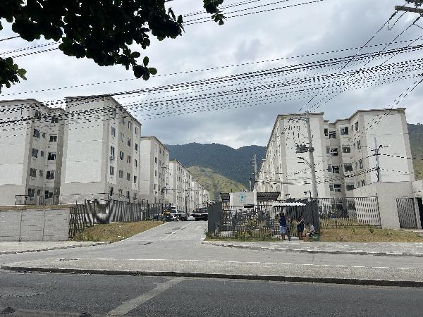 Vende-se em Nova Iguacu-RJ  apto, 100.91 de área total, 40.54 de área privativa,  2_qto(s), a.serv, WC, 1_sala(s), cozinha.
