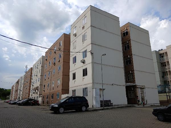 Vende-se em Belford Roxo-RJ  apto, 90.25 de área total, 45.00 de área privativa,  2_qto(s), a.serv, WC, 1_sala(s), cozinha, 1_vaga(s) de garagem.