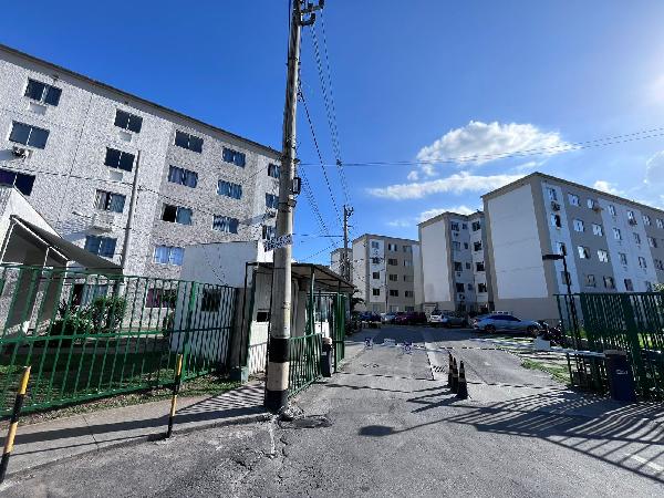 Vende-se em Nova Iguacu-RJ  apto, 47.81 de área privativa, 77.32 de área do terreno,  2_qto(s), WC, 1_sala(s), cozinha.