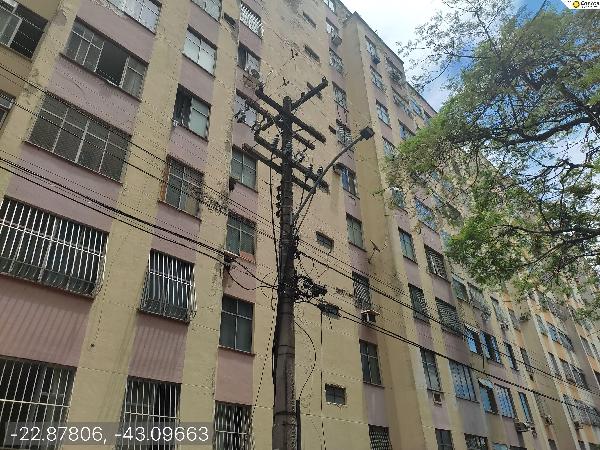Vende-se em Niteroi-RJ  apto, 46.00 de área total, 46.00 de área privativa,  2_qto(s), a.serv, WC, 1_sala(s), cozinha.