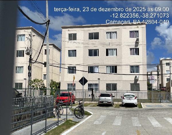 Vende-se em Camacari-BA  apto, 98.06 de área total, 40.53 de área privativa,  2_qto(s), a.serv, WC, 1_sala(s), cozinha.