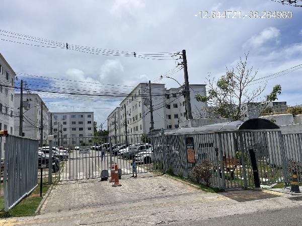 Vende-se em Camacari-BA  apto, 77.13 de área total, 40.53 de área privativa,  2_qto(s), a.serv, WC, 1_sala(s), cozinha.