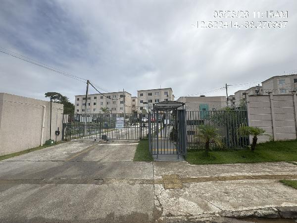 Vende-se em Camacari-BA  apto, 98.06 de área total, 40.53 de área privativa,  2_qto(s), a.serv, WC, 1_sala(s), cozinha.