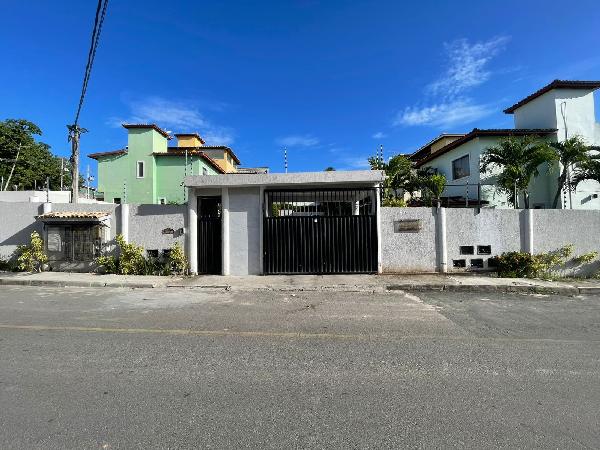 Vende-se em Camacari-BA  Casa, 84.23 de área total, 84.23 de área privativa, 152.32 de área do terreno,  2_qto(s), varanda, a.serv, WC, 1_sala(s), cozinha, 1_vaga(s) de garagem.