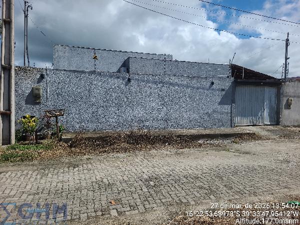 Vende-se em Eunapolis-BA  Casa, 129.45 de área total, 129.45 de área privativa, 288.00 de área do terreno,  3_qto(s), a.serv, WC, 1_sala(s), cozinha, 1_vaga(s) de garagem.