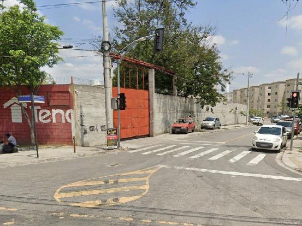 Vende-se em Rio De Janeiro-RJ  apto, 40.00 de área privativa,  2_qto(s), a.serv, WC, 1_sala(s), cozinha.