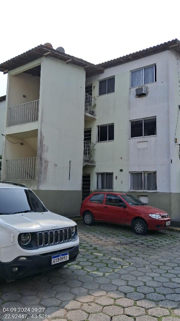 Vende-se em Rio De Janeiro-RJ  apto, 45.00 de área privativa,  2_qto(s), WC, 1_sala(s), cozinha.