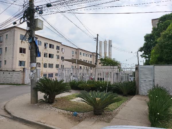 Vende-se em Rio De Janeiro-RJ  apto, 44.00 de área privativa,  2_qto(s), a.serv, WC, 1_sala(s), cozinha.