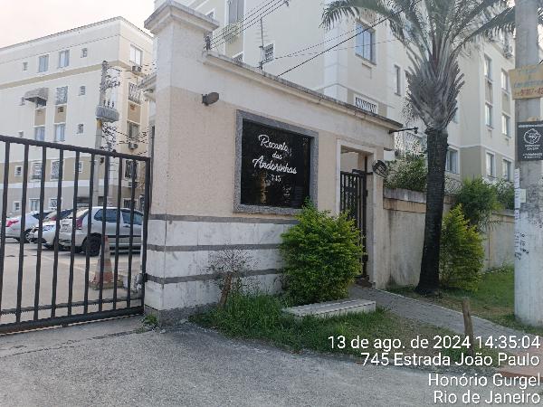 Vende-se em Rio De Janeiro-RJ  apto, 42.86 de área privativa,  2_qto(s), WC, 1_sala(s), cozinha.
