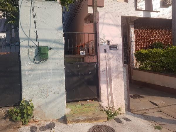 Vende-se em Rio De Janeiro-RJ  apto, 134.00 de área privativa,  4_qto(s), a.serv, WC, 1_sala(s), 1 lavabo(s), cozinha, Terraco.