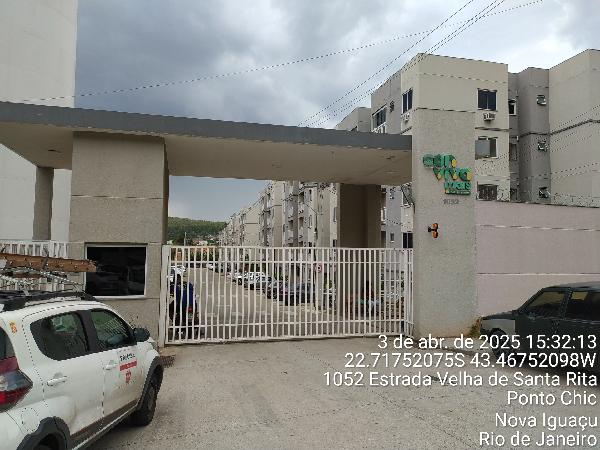 Vende-se em Nova Iguacu-RJ  apto, 61.39 de área total, 44.98 de área privativa,  2_qto(s), a.serv, WC, 1_sala(s), cozinha.