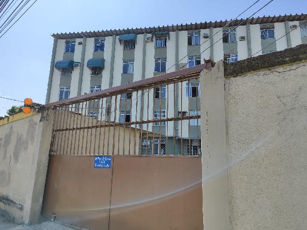 Vende-se em Rio De Janeiro-RJ  apto, 38.00 de área privativa,  1_qto(s), WC, 1_sala(s), cozinha.
