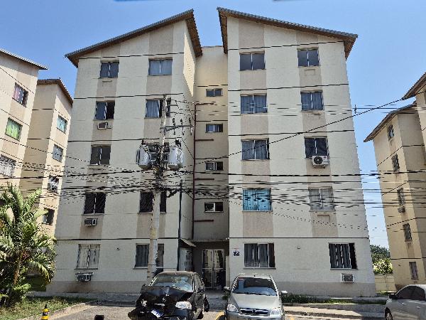 Vende-se em Rio De Janeiro-RJ  apto, 45.00 de área privativa, 0.00 de área do terreno.